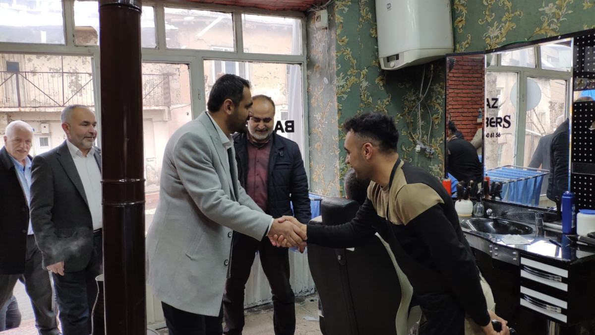 Yerel seçim çalışmaları kapsamında Siirt HÜDA PAR İl Başkanı Abdulhakim Tekin ve Teşkilatının Pervari ziyarete bulundu 