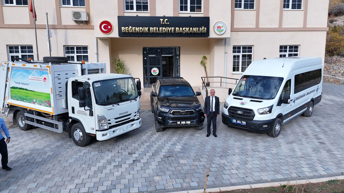 Beğendik belediyesi yeni hizmet araçlarına kavuştu