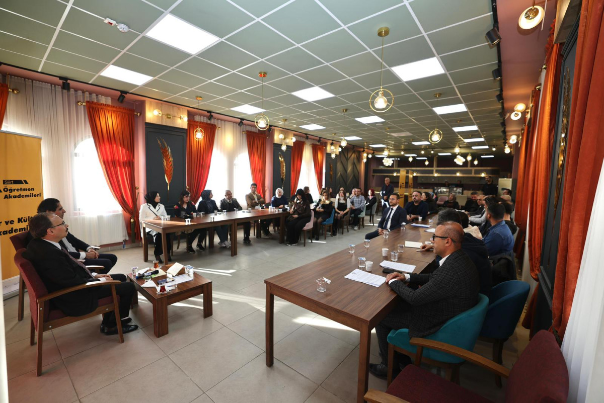 Vali Dr. Kemal Kızılkaya, “Şehir ve Kültür Akademisi”nin Konuğu Oldu!