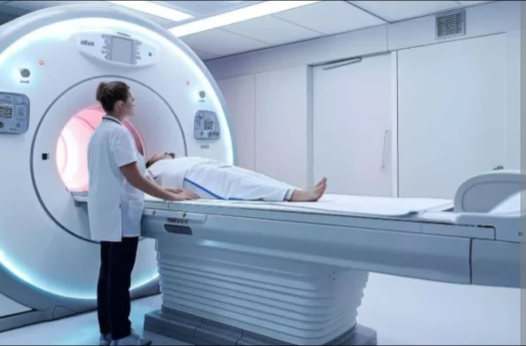 Siirt Eğitim ve Araştırma Hastanesi’nde yaşanan Emar (MR) yetersizliği, hasta ve hasta yakınlarını adeta çileden çıkardı.