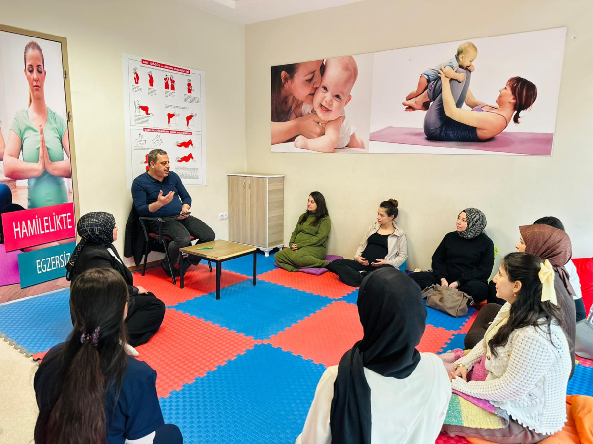 Siirt Eğitim ve Araştırma Hastanesi Gebe Okulu Eğitimlerine devam 