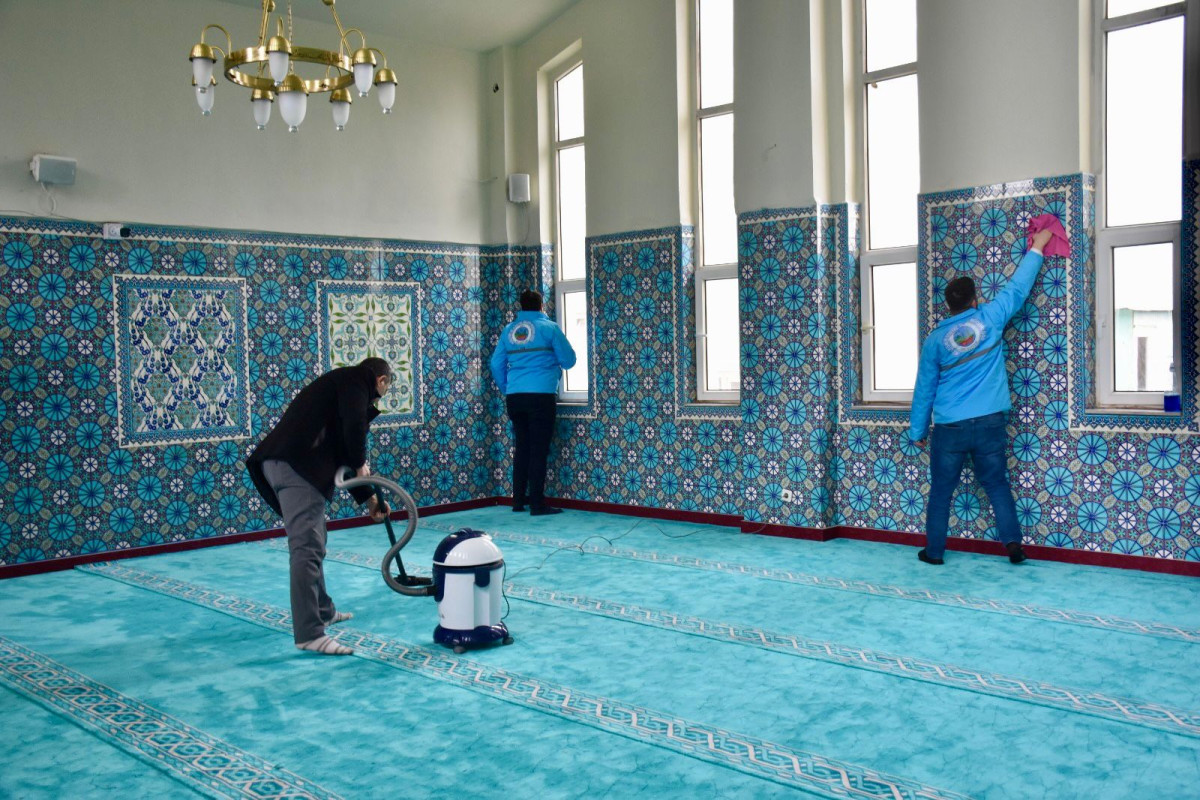 SİİRT BELEDİYESİ YANGINDA ZARAR GÖREN CAMİYİ RAMAZAN’A HAZIR HALE GETİRİLDİ!