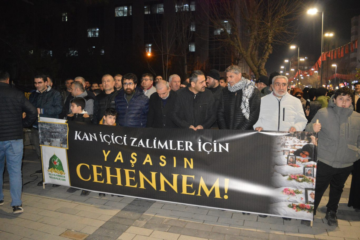 Siirt’te Peygamber Sevdalıları Derneği öncülüğünde düzenlenen basın açıklamasına STK temsilcileri ve halk da katıldı. Katliam ve işgallere tepki gösterildi.