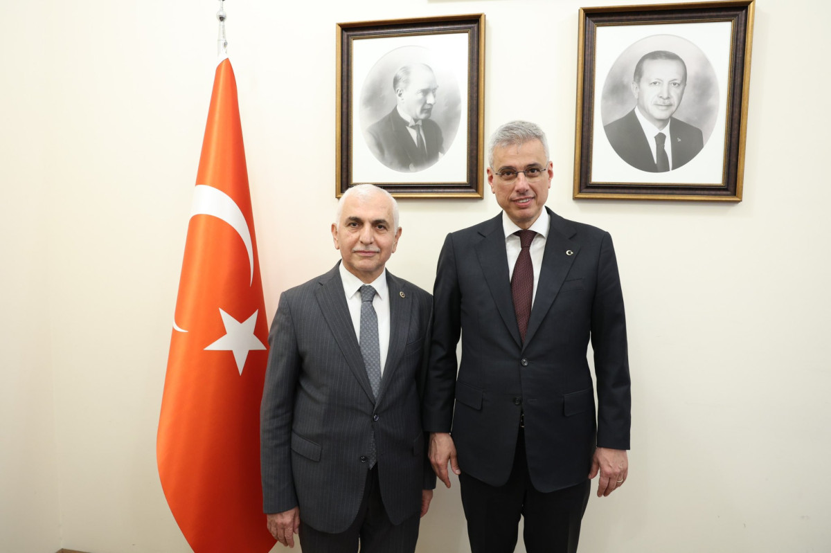 Milletvekili Gül’den Sağlık Bakanı Memişoğlu’na Ziyaret: Siirt’in Sağlık Yatırımları Masaya Yatırıldı