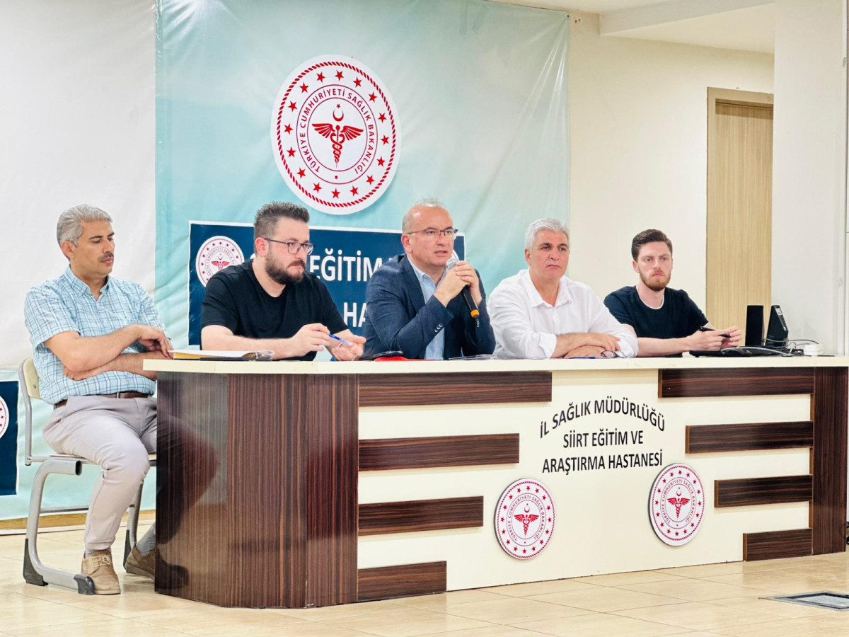 Siirt Eğitim ve Araştırma Hastanesi’nde Çalışan Memnuniyeti Anketi Değerlendirme ve Geri Bildirim Toplantısı Gerçekleştirildi