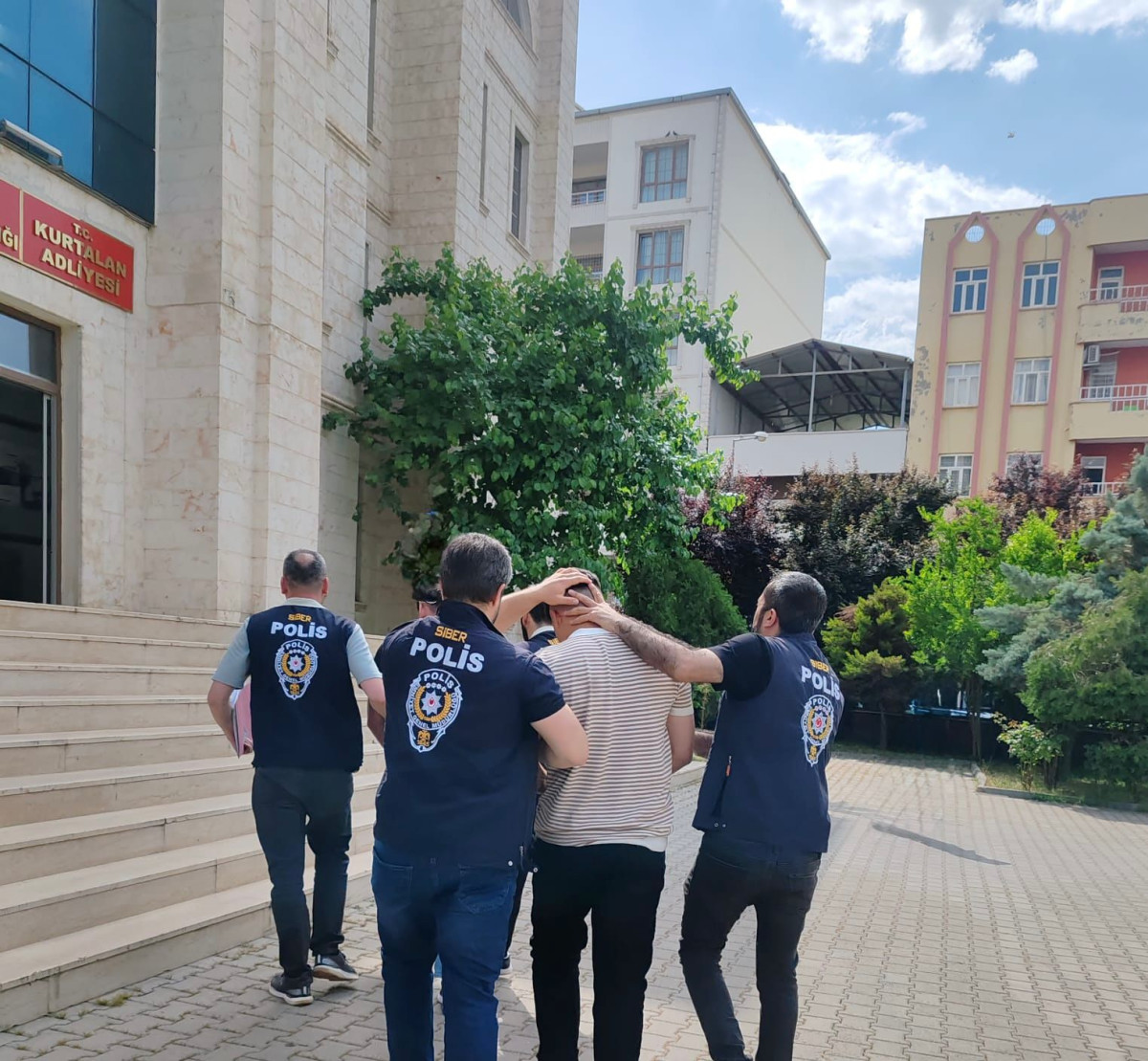 Yasa Dışı Bahisçilere operasyon