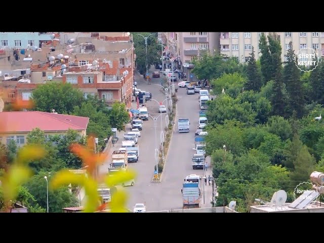 SİİRT’TE KALDIRIM VE YOL İŞGALİ TEPKİ ÇEKİYOR