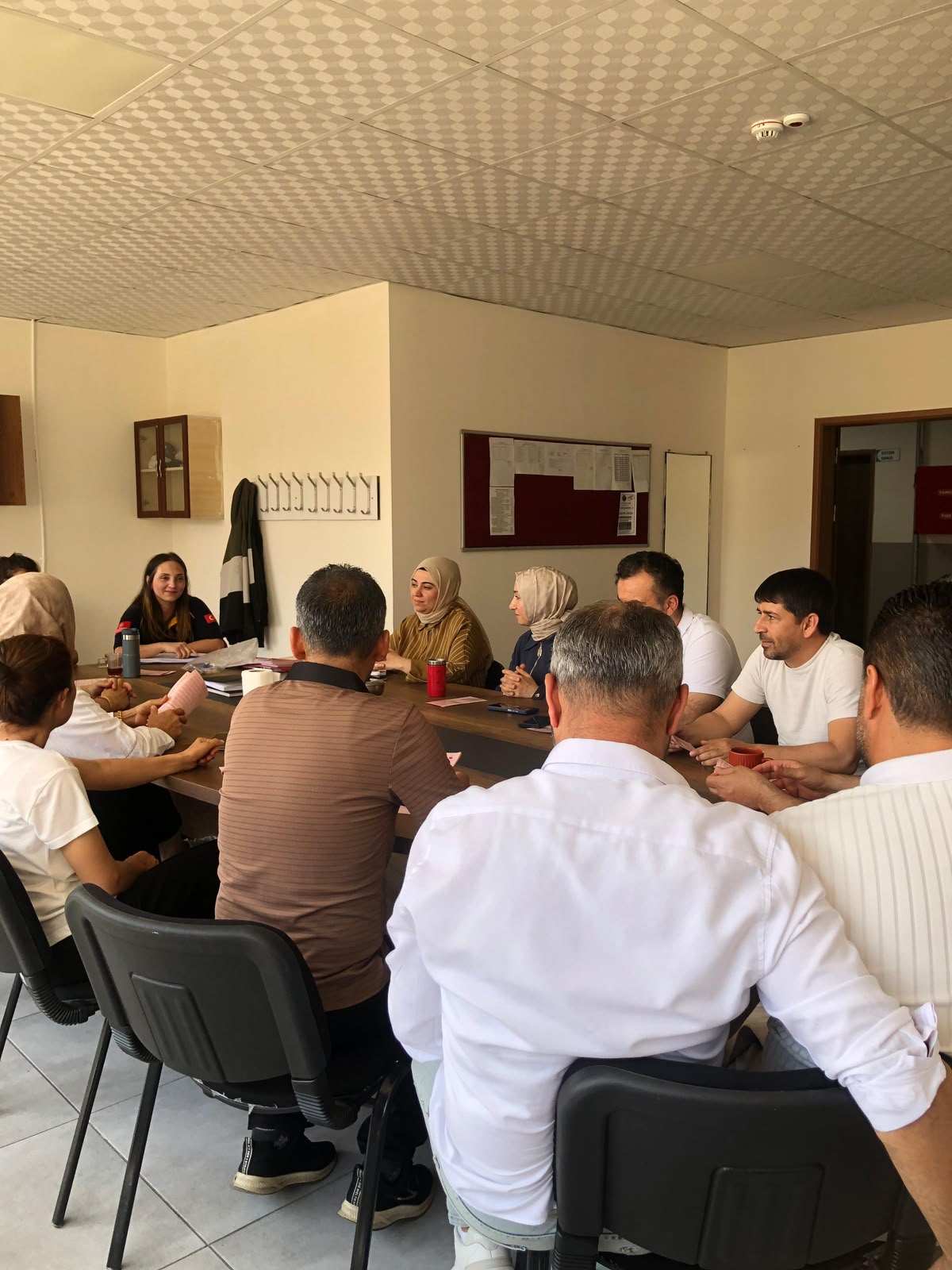 Gazi İlköğretim Okulu öğretmenlerine yönelik olarak, organ bağışının önemi ve toplumsal farkındalığın artırılması amacıyla eğitim programı gerçekleştirildi.