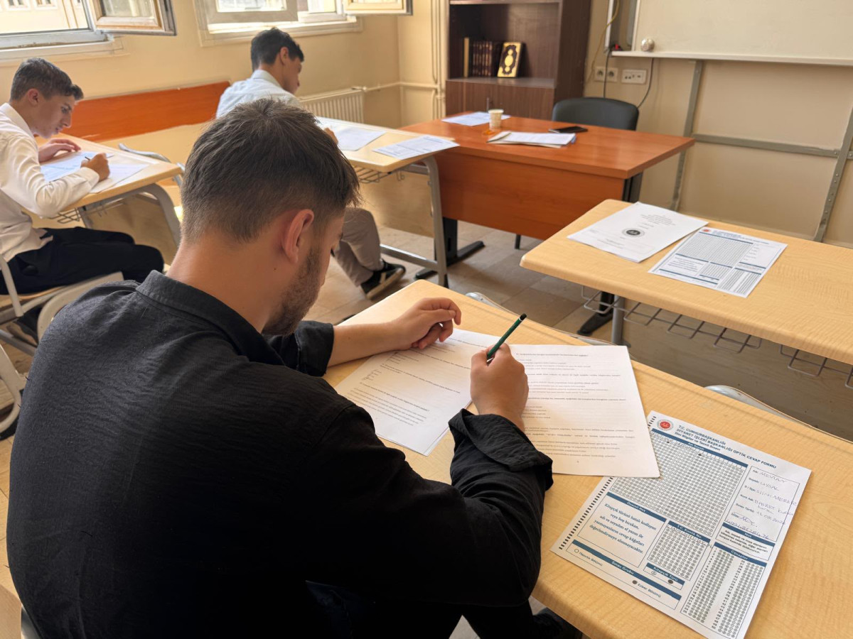 Siirt’te Hafızlık Öğrencilerine Yönelik Bilgi ve Kazanım Sınavları Gerçekleştirildi