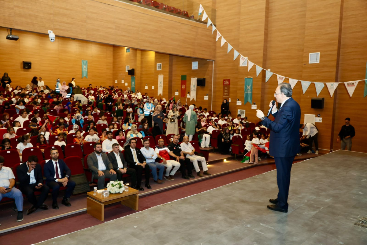 Vali Kızılkaya, TÜGVA Siirt Yaz Okulu Kapanış Programı’na Katıldı