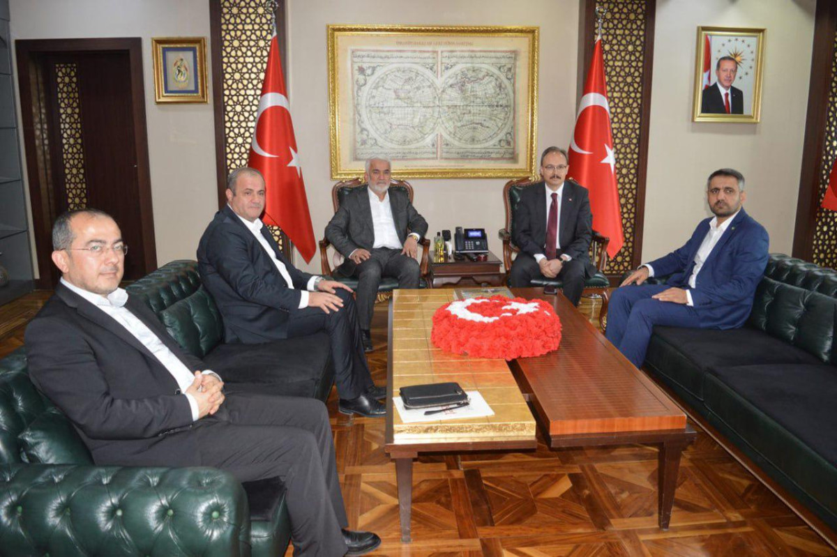 HÜDA PAR Genel Başkanı Yapıcıoğlu Siirt’te: Kentin sorunlarını yerinde dinledi