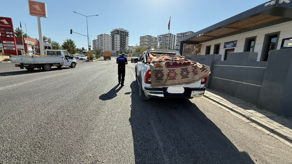 SİİRT BELEDİYESİ’NDEN SEBZE VE MEYVE TAŞIYAN ARAÇLARA DENETİM