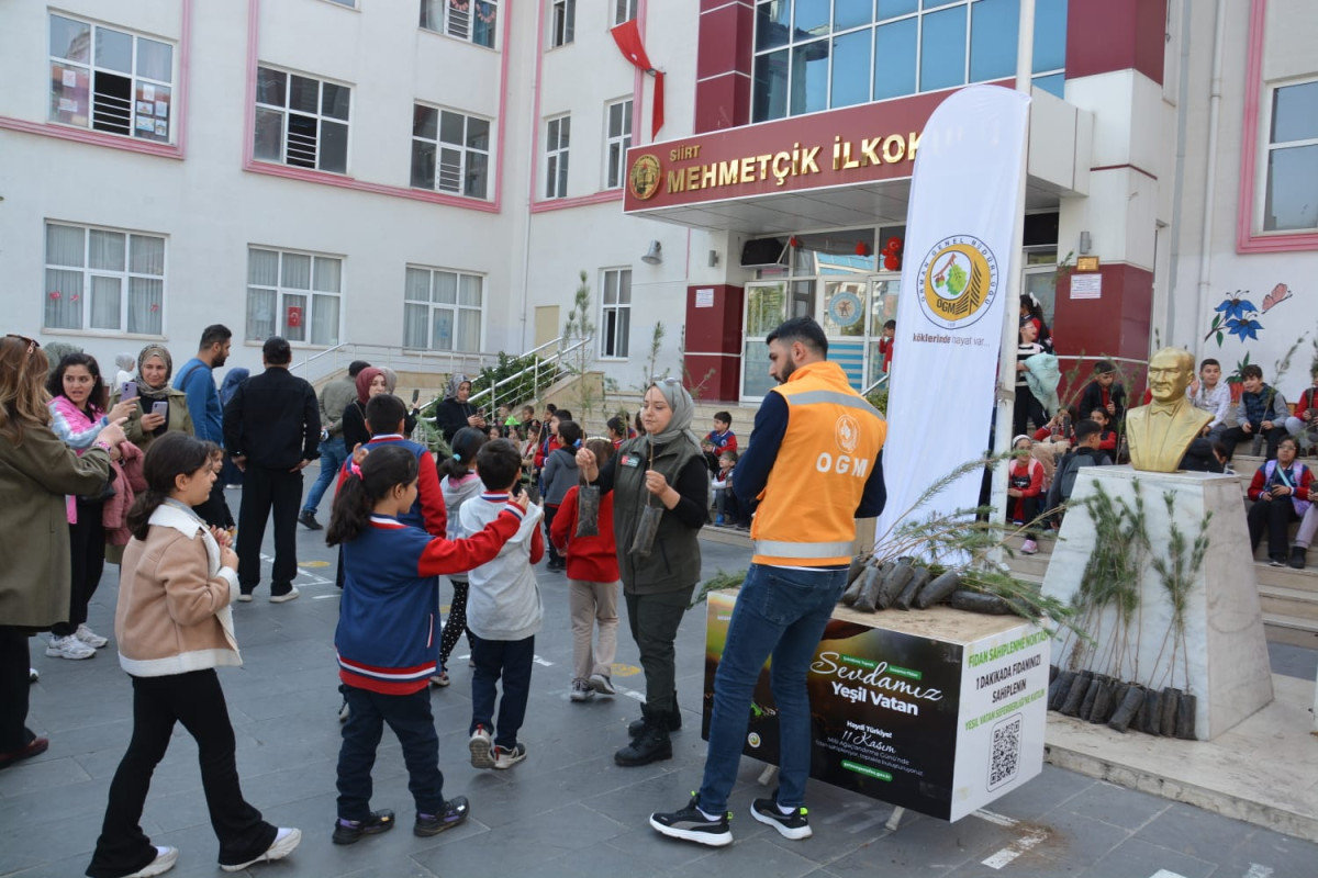 Siirt Mehmetçik İlk Okulunda YEŞİL VATAN SEFERBERLİĞİ.