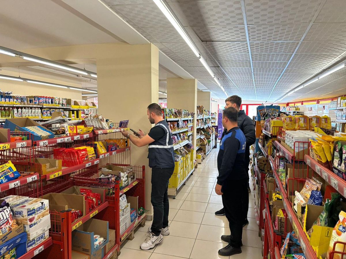 SİİRT’TE FİYAT ETİKETİ VE HAKSIZ FİYAT ARTIŞI DENETİMLERİ DEVAM EDİYOR!