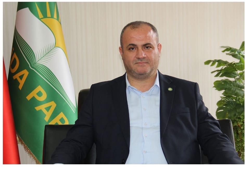 HÜDA PAR Genel Başkan Yardımcısı Mehmet Şah Gültekin ; Türkiye ekonomisine bugün sadece makro göstergelerle bakmak, gerçeğin büyük kısmını ıskalamaktır.