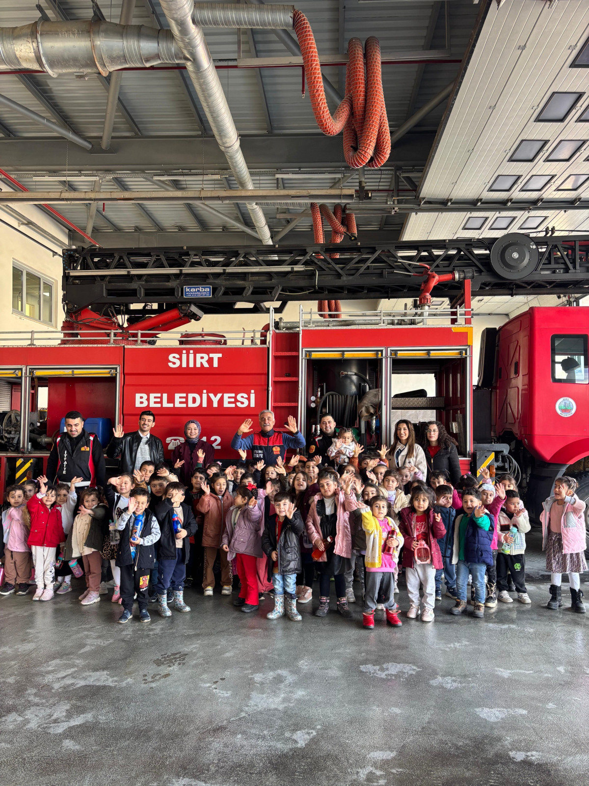  Gazi Anaokulu Öğrencileri İtfaiyede Eğitim Aldı 