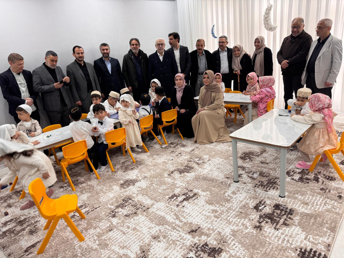 Şendur Ailesinden 4-6 Yaş Kur’an Kursuna Anlamlı Ziyaret