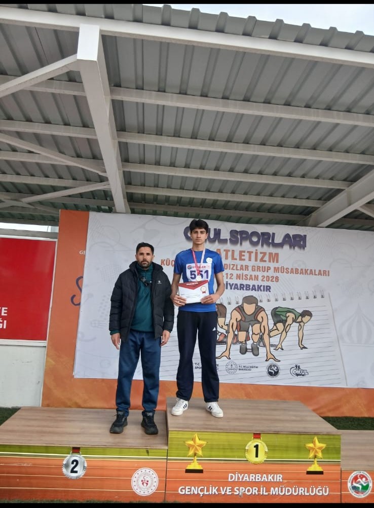 Diyarbakır İlimde Okullar Arası Puanlı Atletizm Yarışmasında Sancaklar Ortaokulu Bölge şampiyonasında takım halinde ikinci oldu 