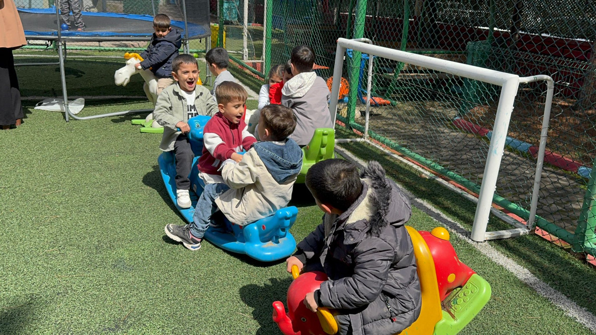 Siirt Vilayetler birliği ana okulu ile İhsan Süreyya sırma ana okulu arasında kurulan kardeşlik köprüsü kapsamında ihsan Süreyya Sırma ana okulu öğrencileri vilayetler birliği ana okulunu ziyaret ettiler