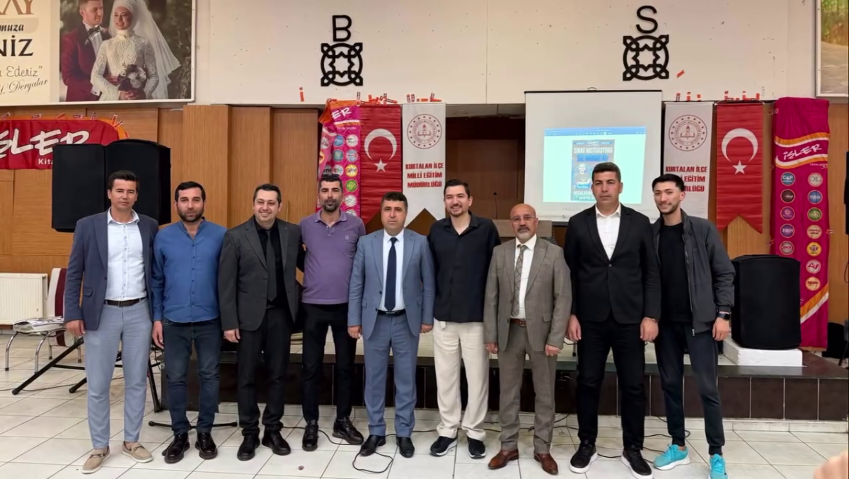 Siirt’in Kurtalan ilçesinde, üniversite sınavına hazırlanan öğrencilere yönelik motivasyon semineri düzenlendi.