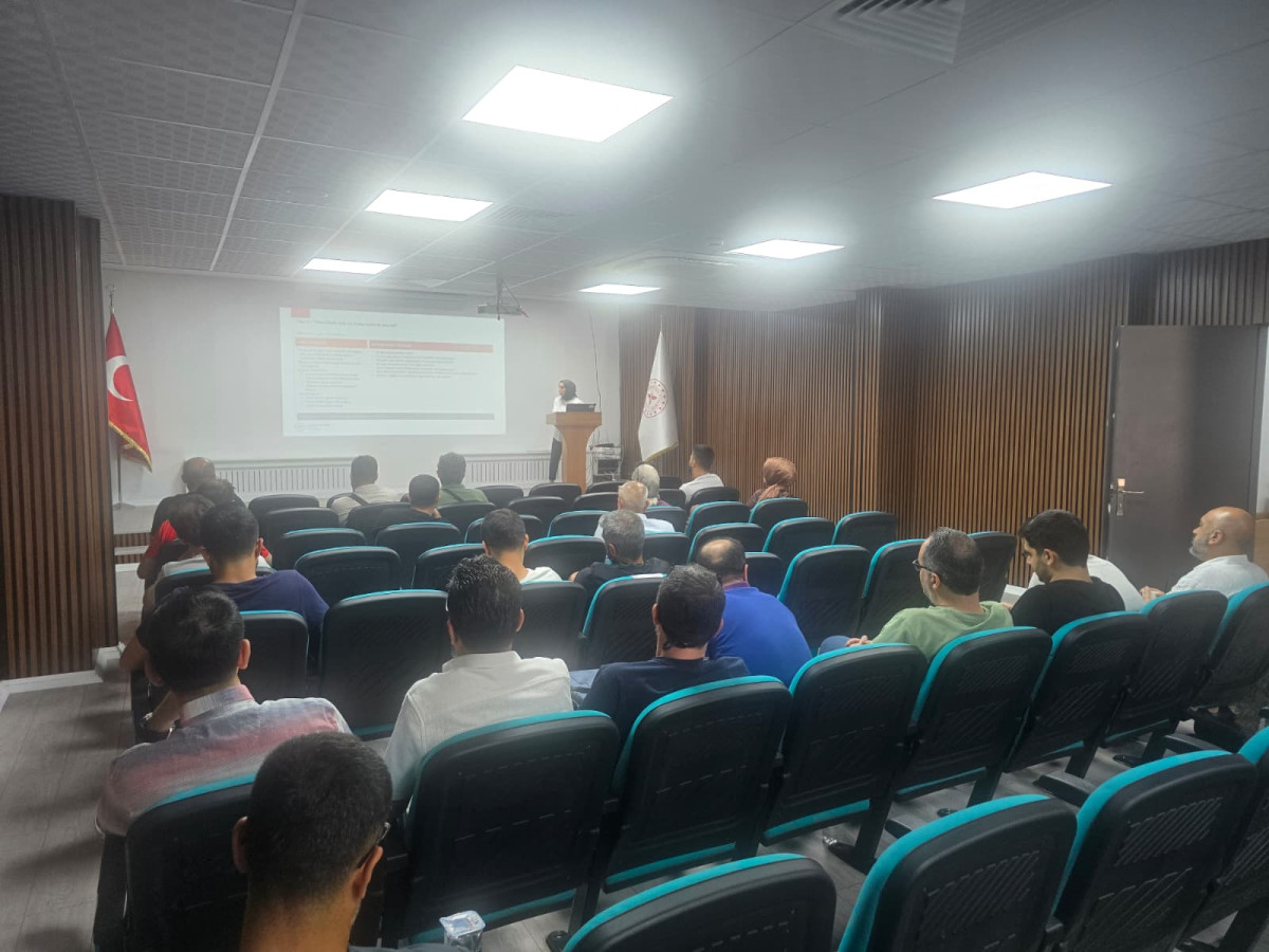 aile hekimlerine “Tanıdan Tedaviye Güncel Yaklaşımlar” eğitim programı Kapsamında Eğitim Verildi