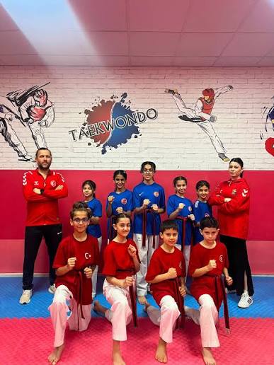 Türkiye Taekwondo Federasyonu milli takım antrenörü Hemşerimiz Sedat Atılgan'a Kamerun'dan Resmi Davet 