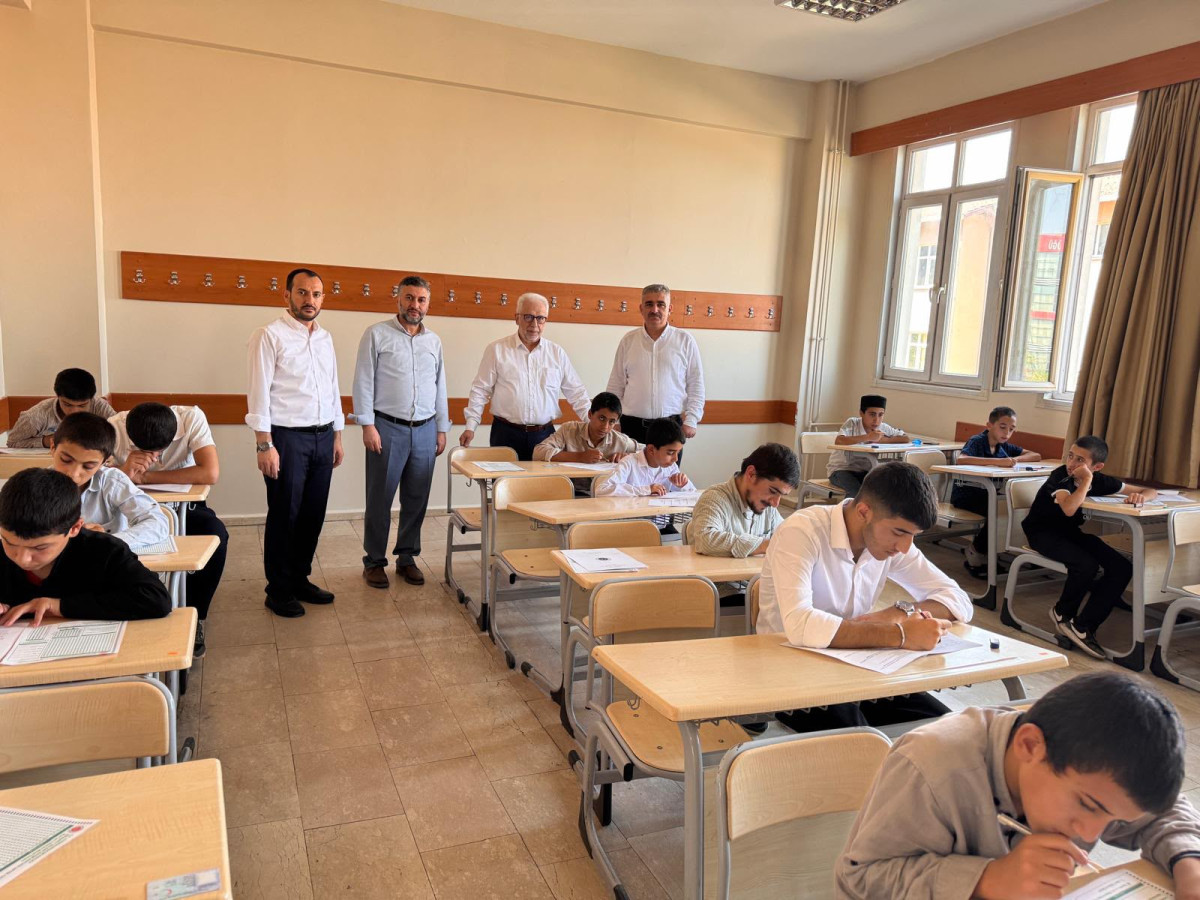 Siirt’te Hafızlık Öğrencilerine Yönelik Bilgi ve Kazanım Sınavları Gerçekleştirildi