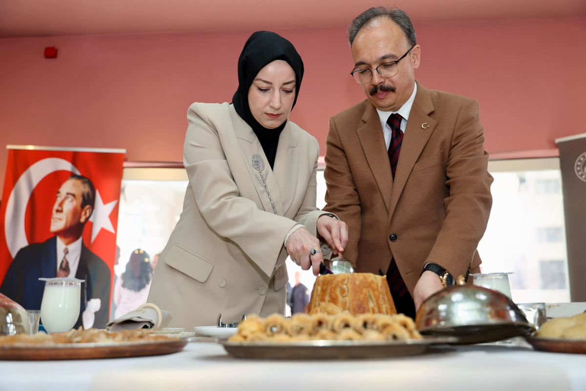 SABAT SİİRT MUTFAĞI DÜZENLENEN TÖRENLE HİZMETE AÇILDI